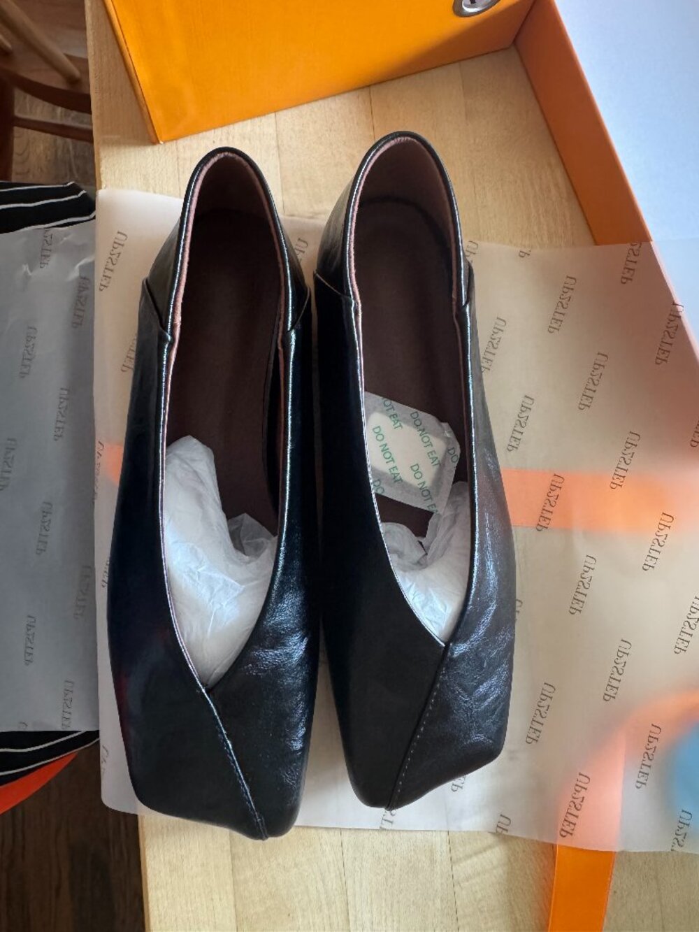 Up2step Black Leather Flats